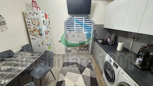Apartament 2 camere, decomandat, Macului, etaj 4, renovat - imagine 2
