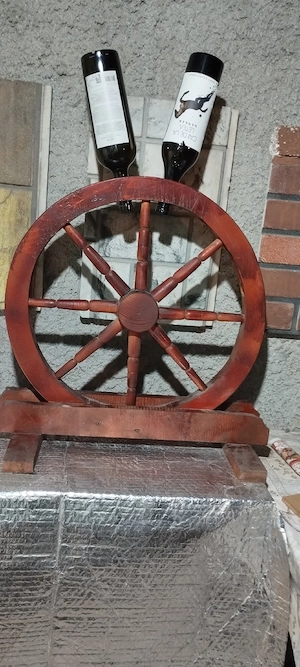 vând roată rustică pentru bar 