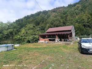 Cabană de vânzare în zonă turistică   ideală pentru relaxare sau investiție - imagine 9