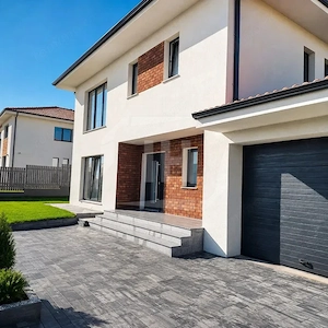 Casa individuala, garaj, 500 mp teren, constructie premium, Chinteni