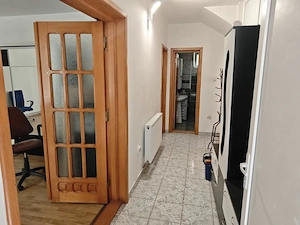 CASĂ SPAȚIOASĂ DE ÎNCHIRIAT – EXERCIȚIU | IDEALĂ PENTRU AFACERE - imagine 3