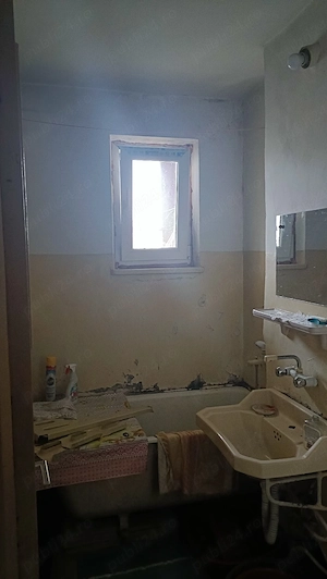 Apartament 2 camere et. 2 din 4, bloc caramidă, balcon mare, 5 min de centrul Bacăului  - imagine 5