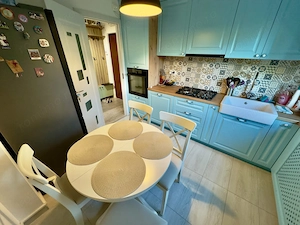 Finisaje Premium.Apartament la CHEIE.RENOVAT COMPLET.Garaj+boxa! - imagine 6