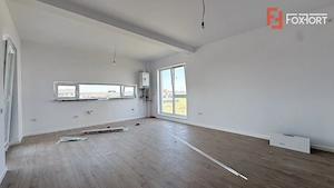 Comision 0% Apartament de vanzare, 3 camere + terasa de 15,62 mp Mosnita - imagine 2