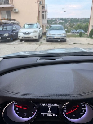 Opel Insignia 2018 - imagine 5