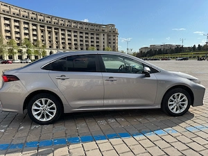 Toyota Corolla Hybrid 2019 - imagine 3