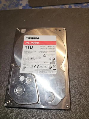 Vând Hdd 4 tera thosiba 