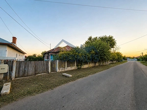 Casă 4 camere / 70 mp utili / teren 678 mp / Poienarii Rali - imagine 4