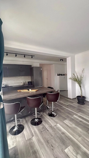 Apartament cu 3 camere 2 locuri de parcare Braytim la 3 minute de hotel Arizona - imagine 3