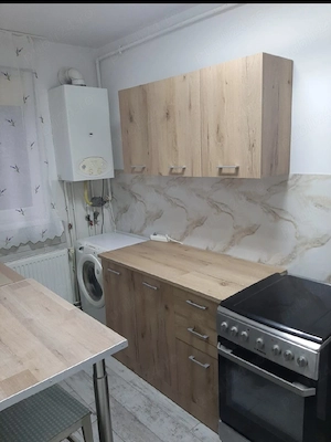 Închiriez apartament 2 camere confort 1., decomandat, etaj 1, Cornisa, Argesului , la 400 m de UMFST - imagine 3