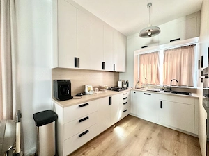 Duplex cu 4 camere - zid dublu despartitor - cartier asfaltat - Mosnita - imagine 9