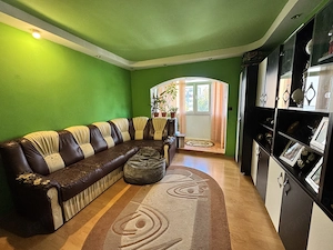Apartament 3 camere, 50 mp, zona Craiovita Nouă - imagine 2