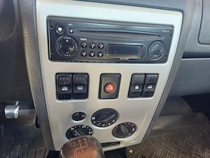 dacia logan 1 - imagine 3