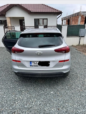 Vând Hunday Tucson 1.6 GDI 2WD 6MT ISG  Style - imagine 9