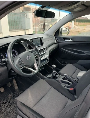 Vând Hunday Tucson 1.6 GDI 2WD 6MT ISG  Style - imagine 8