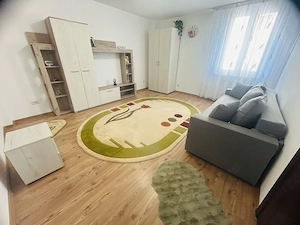 Proprietar vand garsoniera in zona centrala pe bulevardul  Dacia 