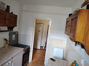Inchiriez apartament 2 camere Altex piata stefan cel mare  - imagine 4