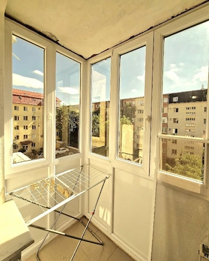 Vând apartament cu , 3 camere etajul 3,zona Sagului -Turist - imagine 11