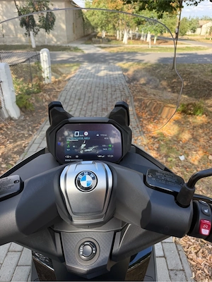 Bmw C400 Gt 2024 4700 km - imagine 2