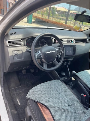 Dacia Duster Essential 2  km   ECO-G Benzină + GPL   6 trepte  Vând Dacia Duster Essentia - imagine 5