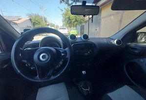 Vând Smart forfour 451