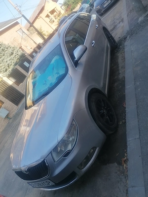 Skoda Superb 2.0 disel an 2013 cutie DSG - imagine 4