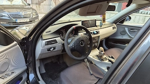 Vând sau schimb BMW E90 320D  - imagine 4