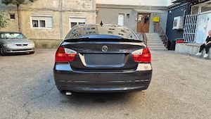 Vând sau schimb BMW E90 320D  - imagine 2