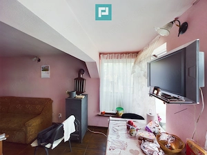 Casă cu 2 camere și 456 mp teren în Ghioroc - imagine 17