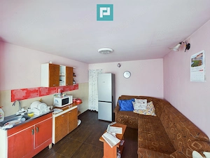 Casă cu 2 camere și 456 mp teren în Ghioroc - imagine 3