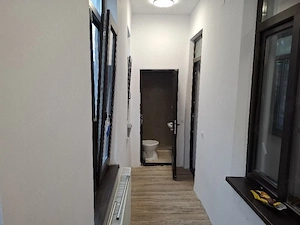 Închiriez 2 apartamente într-o casa zona centrală!   De închiriat   2 apartamente în casă, zonă cent