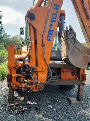 Vând buldoexcavatoare marca Fiat Hitachi - imagine 5