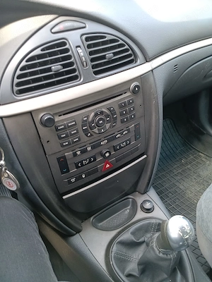          Vind CITROEN C5 1.6 HDi FAP S 100CV de 2008 - imagine 3