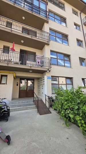  Apartament 3 camere – Dobroești Preț: 104000€ - imagine 2