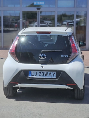 Toyota Aygo 1.0 benzină  - imagine 3