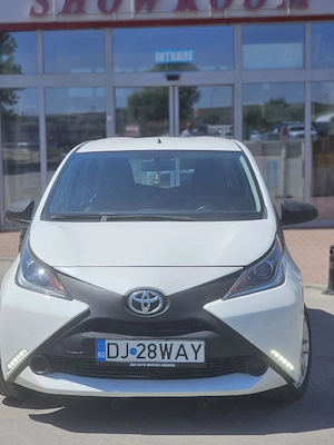 Toyota Aygo 1.0 benzină  - imagine 2