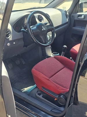 Mitsubishi Colt 1.3 benzină  - imagine 4