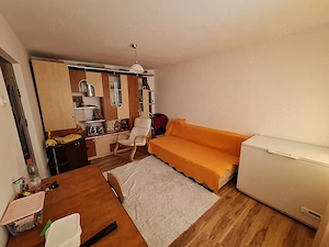 Se inchiriaza apartament cu 2 camere utilat si mobilat. - imagine 6