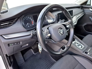 Octavia 2.0 TDi 150cp DSG. Istoric service. Front assist. Navi, scaune încălzite. Distribuție nouă. - imagine 5