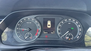 Octavia 2.0 TDi 150cp DSG. Istoric service. Front assist. Navi, scaune încălzite. Distribuție nouă. - imagine 10