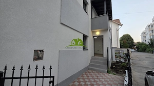 Spațiu comercial de închiriat la parter intr-o vila noua din Traian