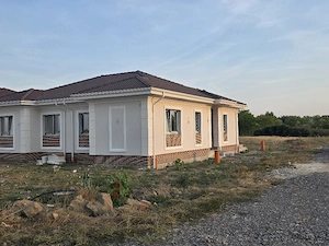 PROPRIETAR  vand  casa parter mosnita - imagine 10