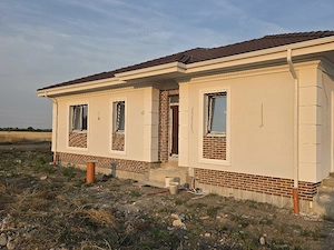 PROPRIETAR  vand  casa parter mosnita - imagine 16