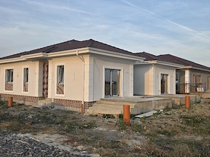 PROPRIETAR  vand  casa parter mosnita - imagine 11