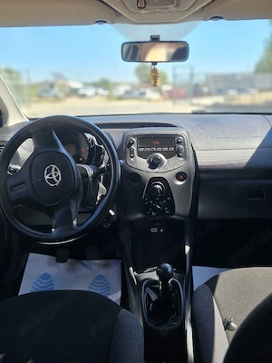 Toyota Aygo 1.0 benzină  - imagine 8