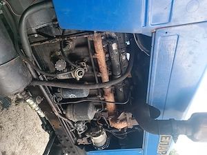 Vând tractor Belarus 1221 - imagine 5