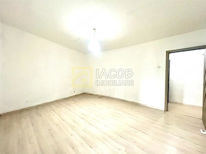 Apartament parter 2 CD, zona Lidl Gara - imagine 3