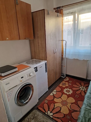 Proprietar închiriez garsonieră