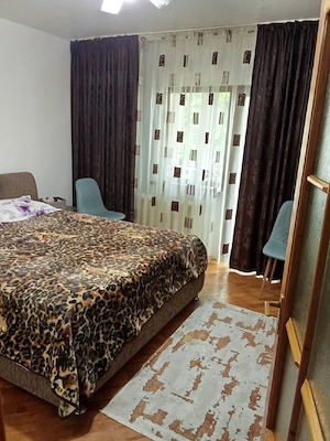 Vand apartament 2 camere - imagine 4