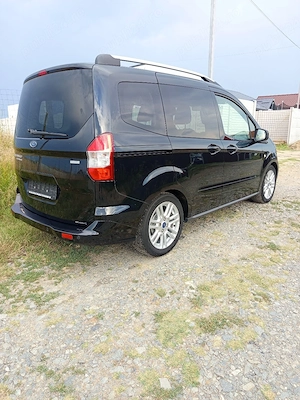 Ford Tourneo Courier  Connect  - imagine 5